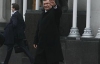Янукович жартував з Порошенком та розцілувався з Кучмою