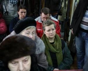 Черновецький вирішив вигнати з гуртожитків постраждалих від "Еліта-Центр"