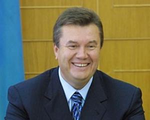Янукович урезал Шевченковскую премию на 40000 гривен