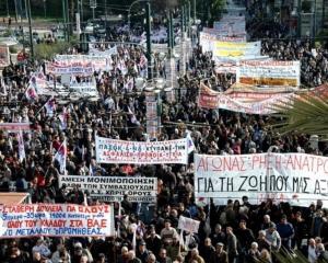 Греція паралізована новим страйком