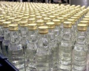 В Крыму обнаружили 24 тысячи бутылок фальсифицированной &amp;quot;мечты&amp;quot;