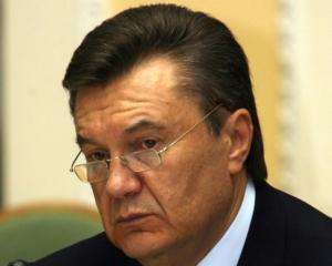 Янукович попросив Азарова не &amp;quot;кидатися словами&amp;quot; про Стельмаха
