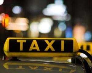 Черновецький візьметься за таксистів-нелегалів