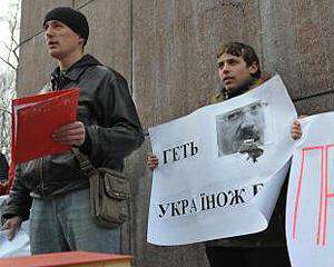Студенческие акции против Табачника продолжаются во Львове