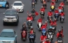 Премьера Таиланда преследуют тысячи мотоциклистов (ФОТО)