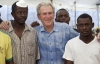Буш вытер грязную руку о рубашку Клинтона (ВИДЕО)