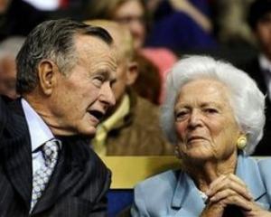 У США госпитализировали жену Джорджа Буша