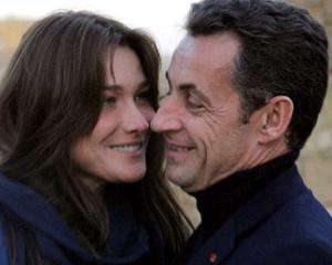 Бруні ігнорує чутки про зради Саркозі