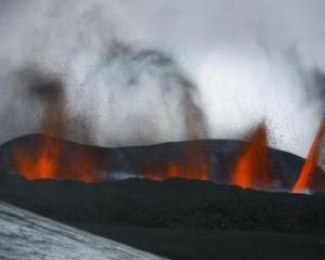 ВОЗ советует европейцам не выходить из дома из-за извержения вулкана