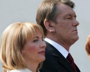 Ющенко с женой поехал на похороны Качиньского на машине