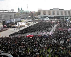 Попрощатися з Качинським прийшли півмільйона поляків