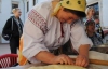 В Збараже открыли туристический сезон гигантскими варениками (ФОТО)