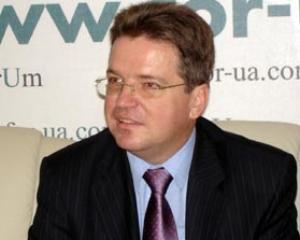 "Регіонал" задоволений "безсумнівною перемогою та успіхом" Януковича