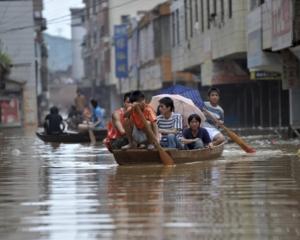 В Китае ушел под воду пятимиллионный город