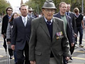 Грузовик сбил семь ветеранов на параде в Мельбурне