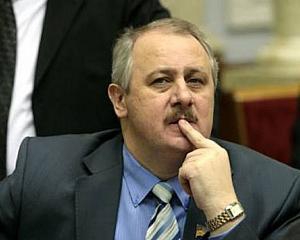 Союзу писателей советуют спасать имущество