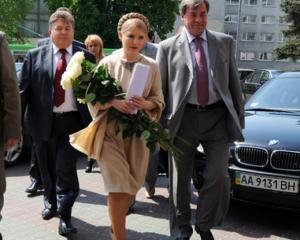 У Вінниці перехрестили автомобіль Тимошенко