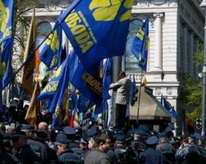 Павличко открыл митинг оппозиции под Радой