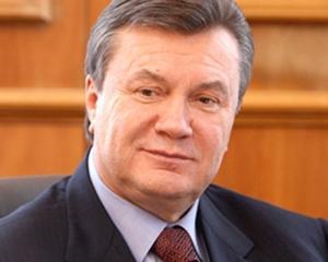 Янукович пообіцяв до червня видати компенсації по пенсіях і зарплатах