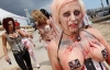 По пляжу в Каннах прошлись голые женщины-зомби (ФОТО)