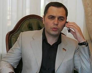 Янукович влаштував Портнова в антикорупційний комітет