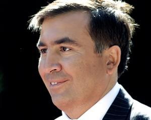 Саакашвили установил в личном самолете катапульту