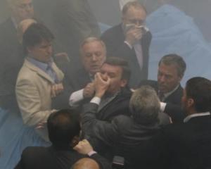 Рассмотрение дела Парубия и Гримчака перенесли через неуклюже сделанные документы