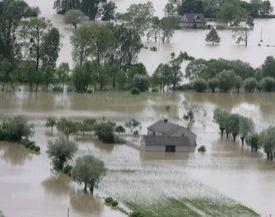 Польша под водой: в Варшаве продолжается эвакуация