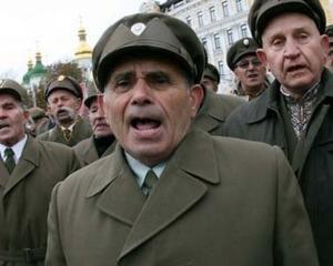 Воины ОУН-УПА с палками будут пикетировать Януковича