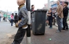 Китаец приковал 8-летнего сына к столбу и выставил на продажу
