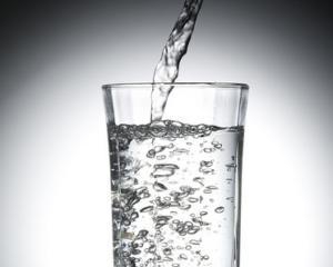 Качественная вода лишила бы украинцев 10% всех болезней