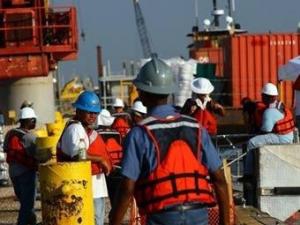 Американці послали робота перерізати нафтову трубу у Мексиканській затоці