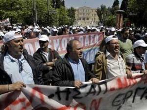 Новий страйк залишив Грецію без транспорту і ЗМІ