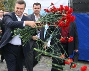 Янукович роздасть всі державні об&#039;єкти своїм олігархам - Тимошенко