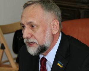 Кармазін називає заяву про вихід КПУ з коаліції грою