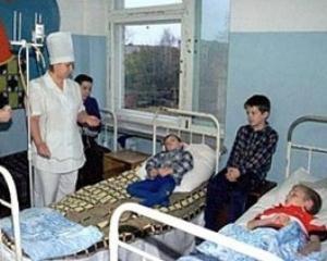 10 людей отравились на поминальном обеде