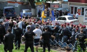 На Майдане требовали свободы собраний