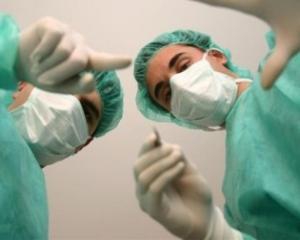 Украинские хирурги вырезали младенцу врожденную гигантскую опухоль