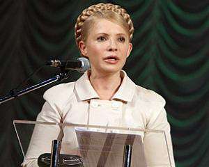 Тимошенко звинуватила Азарова у брехні і цинізмі