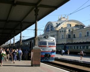 В поездах запретят торговать пивом и чипсами