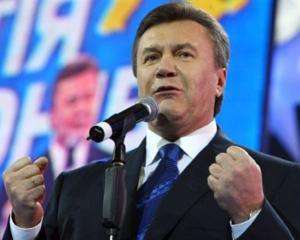 Янукович не даст расслабиться крымским чиновникам