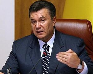 Янукович покарає чиновників за відпочинок закордоном