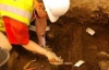 Археологи знайшли останки кремезної жінки-гладіатора