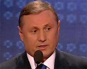 Єфремов натякнув, що &amp;quot;регіонали&amp;quot; хочуть поділити владу на двох