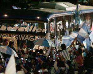 Аргентинські вболівальники попросили Марадону залишитися