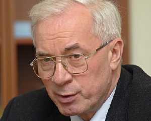 Азаров готується отримати річний імунітет від відставки