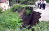 После наводнения Прикарпатье страдает от оползней