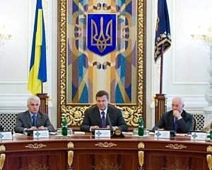 Янукович залишив Єжеля міністром