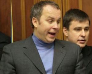 Азаров попросил депутатов уволить Шуфрича