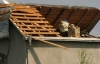 На Тернопольщине буря посрывала крыши домов 